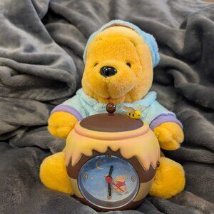 Disney Winnie the Pooh in Pajamas Alarm Clock - EUC